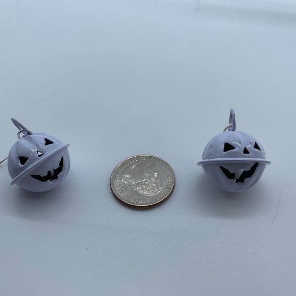 FREE WITH $20+ PURCHASE! - Picture 2 of 2